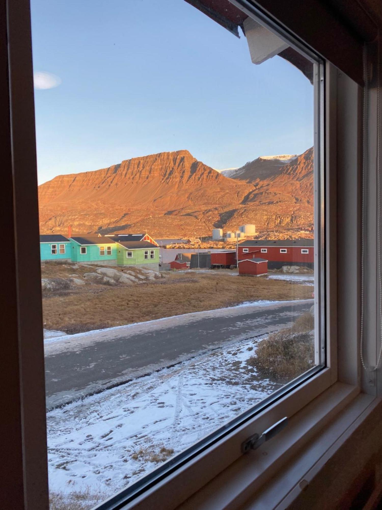 Hotel Disko Island Qeqertarsuaq Room photo